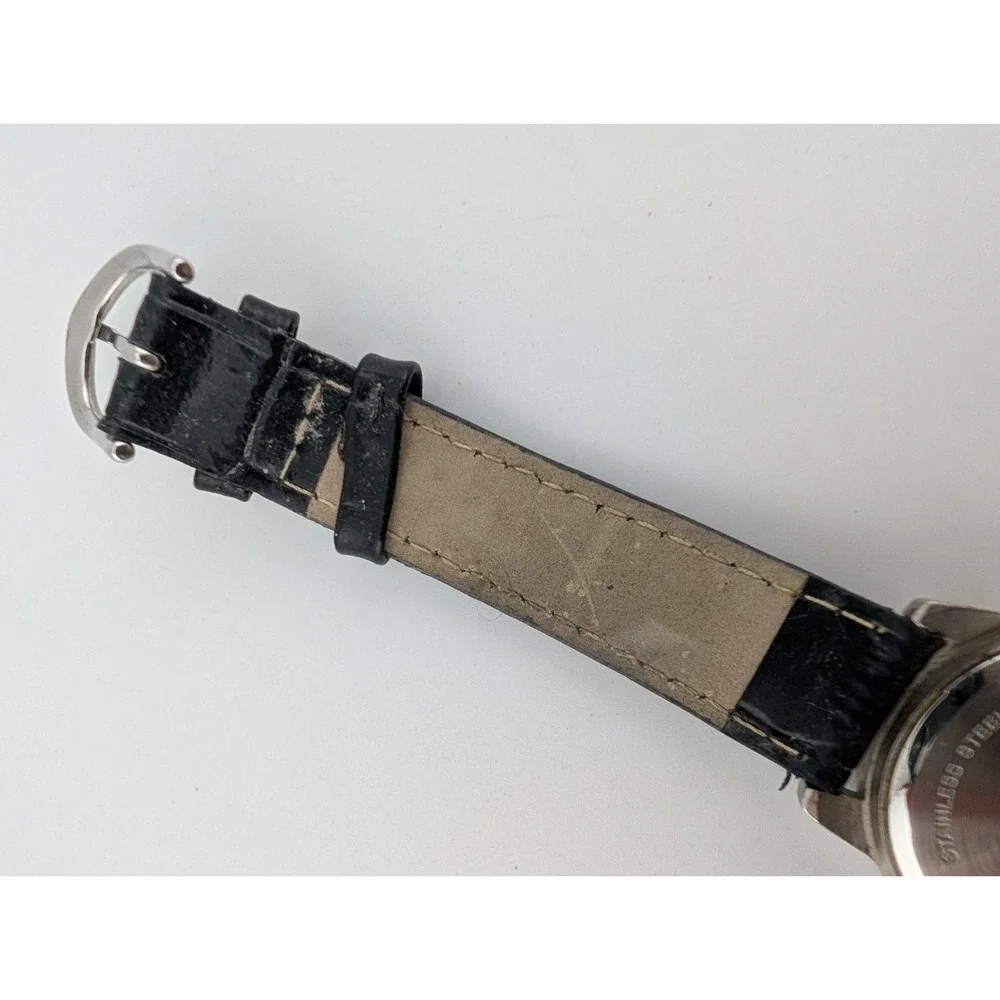 Disney Mickey Mouse Limited Release‎ Watch 33mm Case Leather Band- New Battery